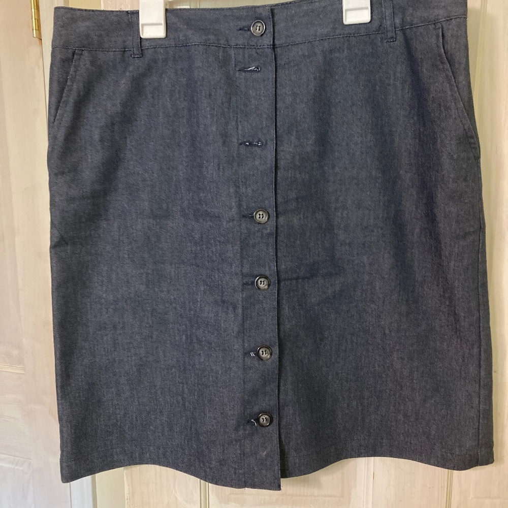Women’s Bass skirt. Size 12